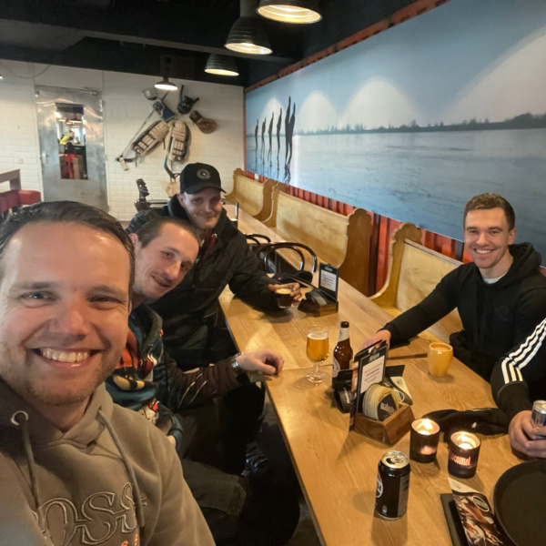 IJsplezier tijdens de Schaatsclinic